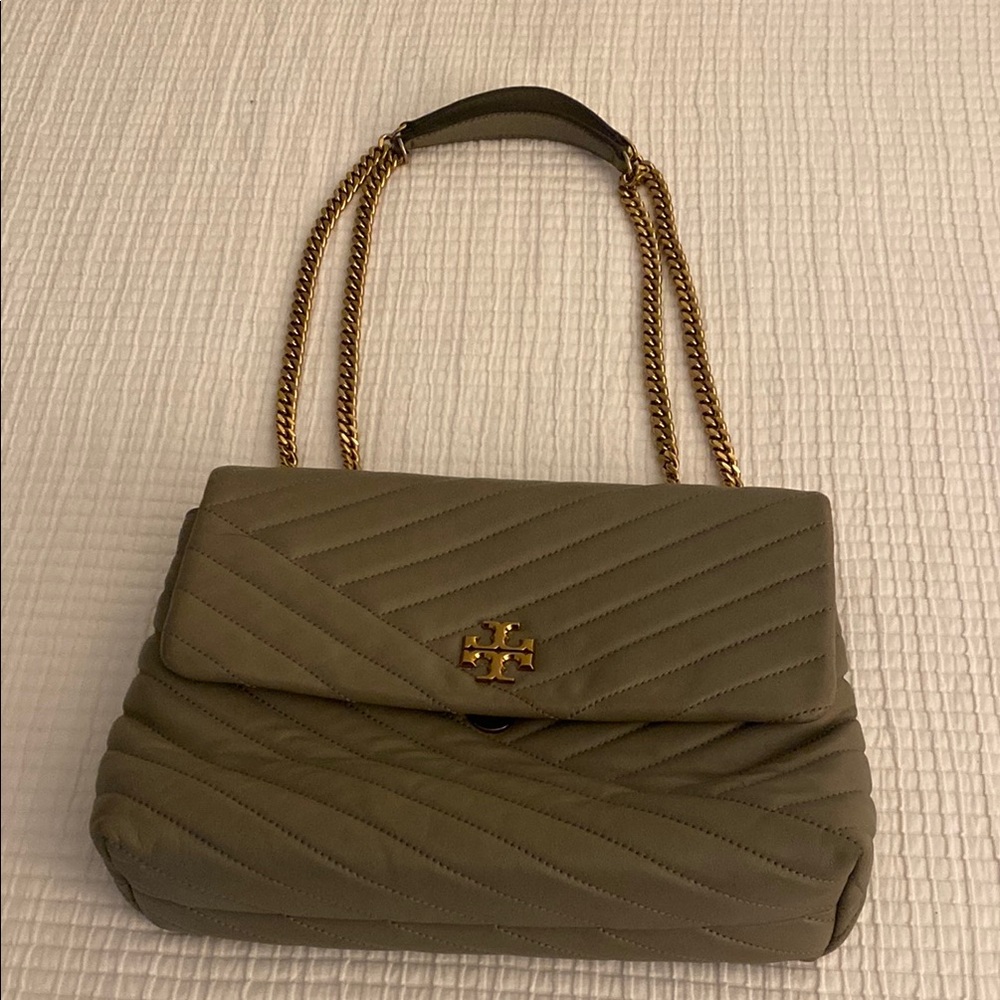 Tory Burch Grey Quilted Shoulder Bag